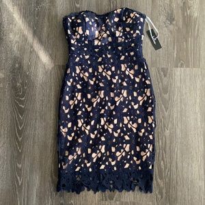 Navy blue strapless dress size Small from Lulus. NWT never worn.
